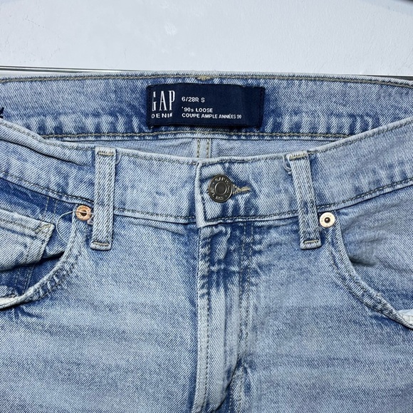 GAP women’s light wash 90’s loose straight leg denim jeans in us 6 - Picture 4 of 11